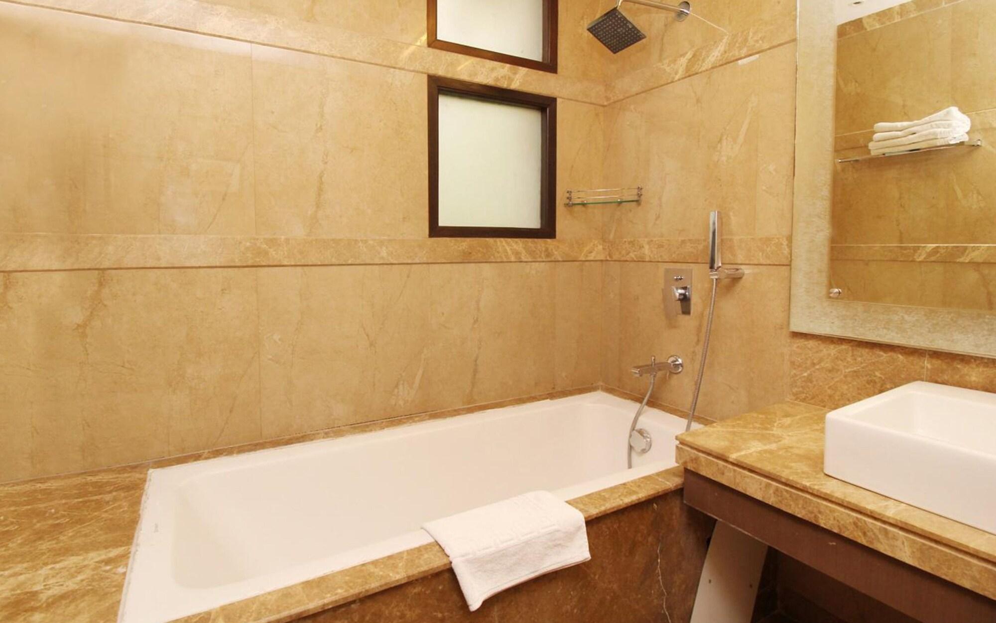 Africa Avenue Gk - 1 Hotell New Delhi Exteriör bild