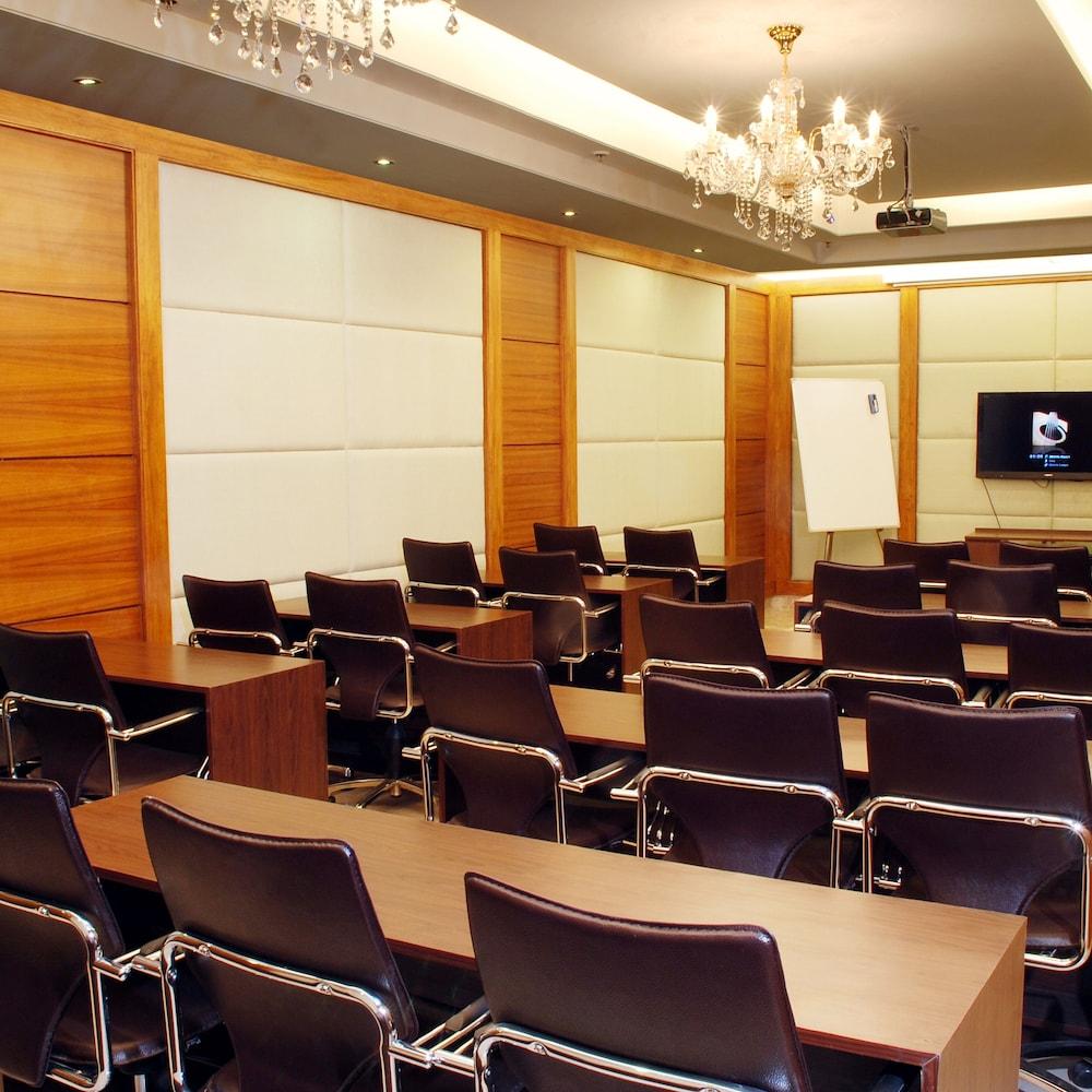 Africa Avenue Gk - 1 Hotell New Delhi Exteriör bild